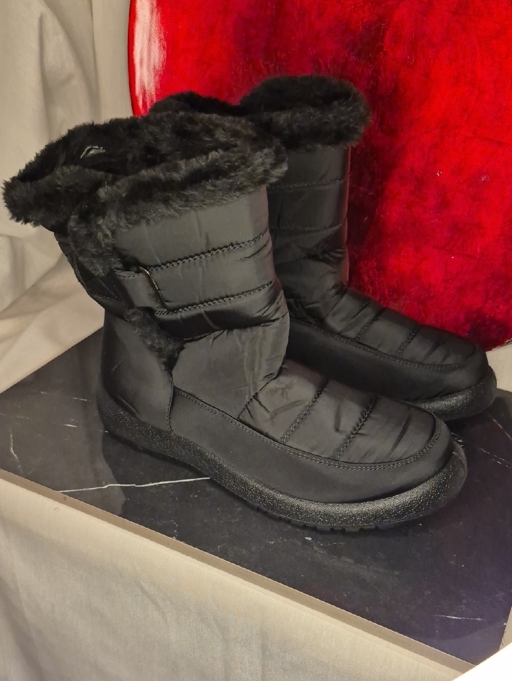 WS27- Black Women's Winter Faux-Fur Snow Boots - sz 10